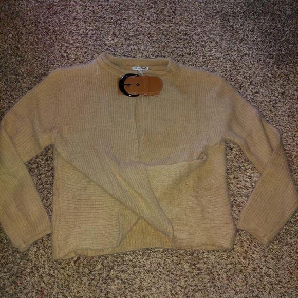 Sweater - Picture 2 of 3